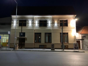 Гостиница LAS PALMAS ROOMS  Штурово